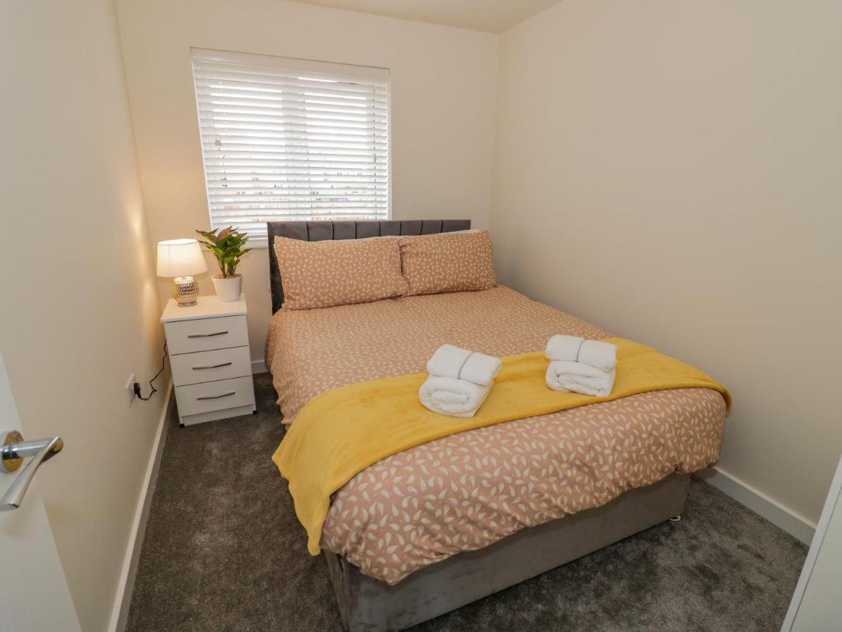 23 Moat House Close 考文垂 外观 照片