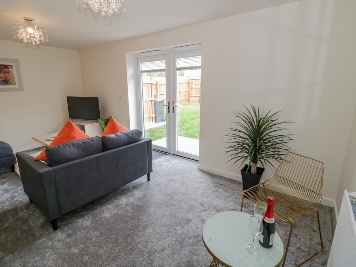 23 Moat House Close 考文垂 外观 照片